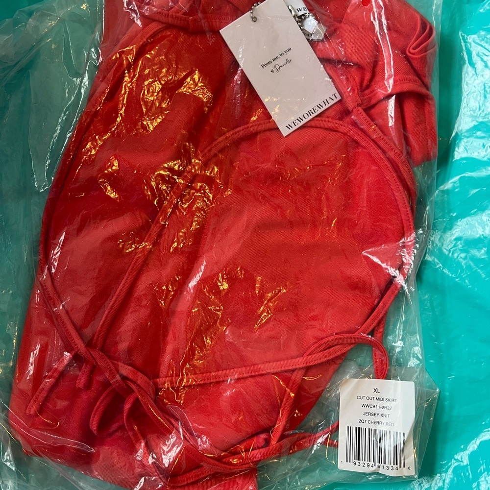 WeWoreWhat Red Cutout MIDI Skirt NWT - Picture 6 of 6
